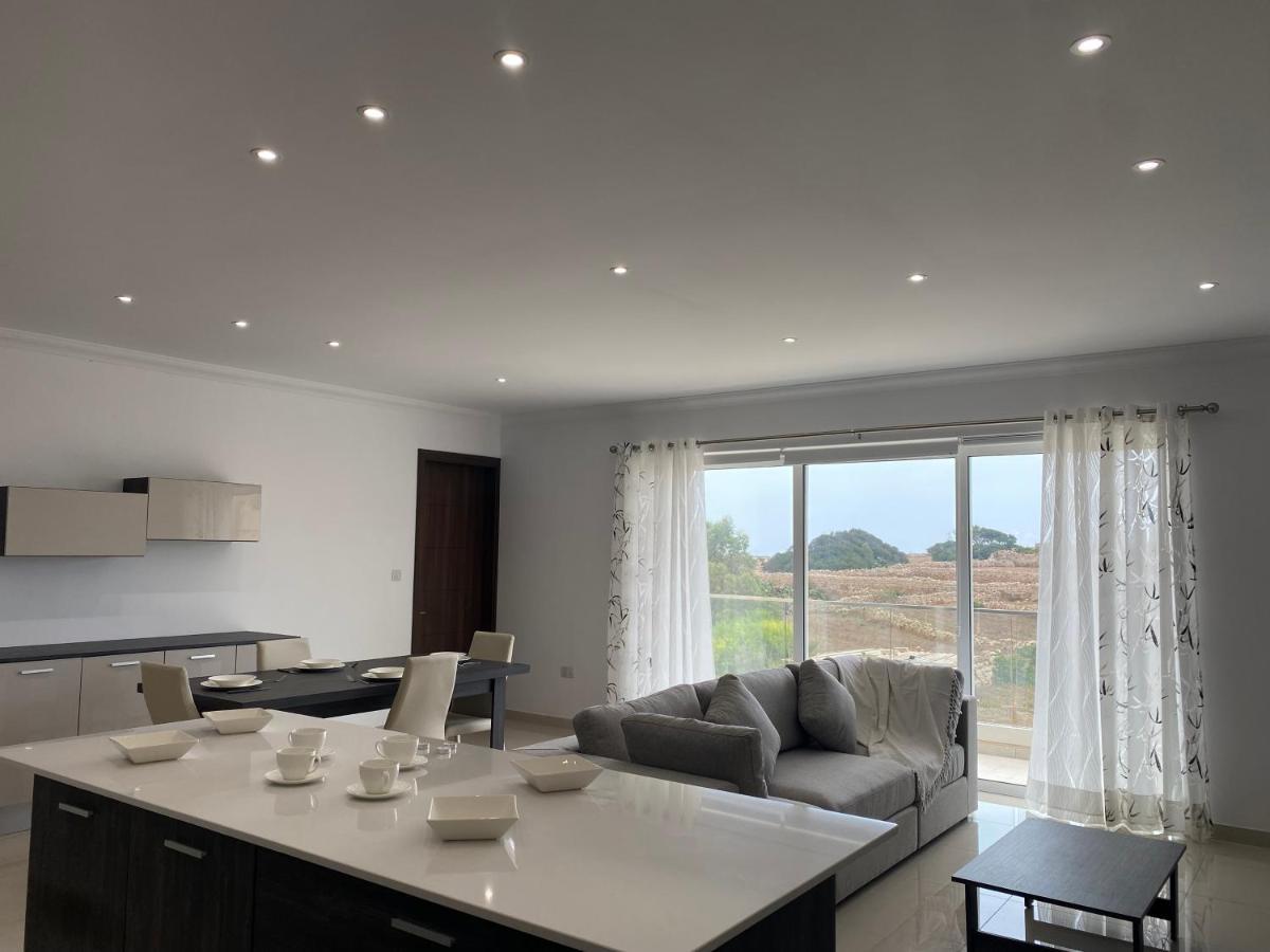 New 3 Bedroom Apartment Close To Airport Zurrieq Экстерьер фото