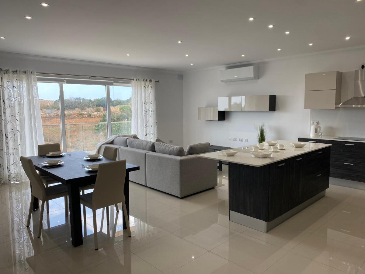 New 3 Bedroom Apartment Close To Airport Zurrieq Экстерьер фото